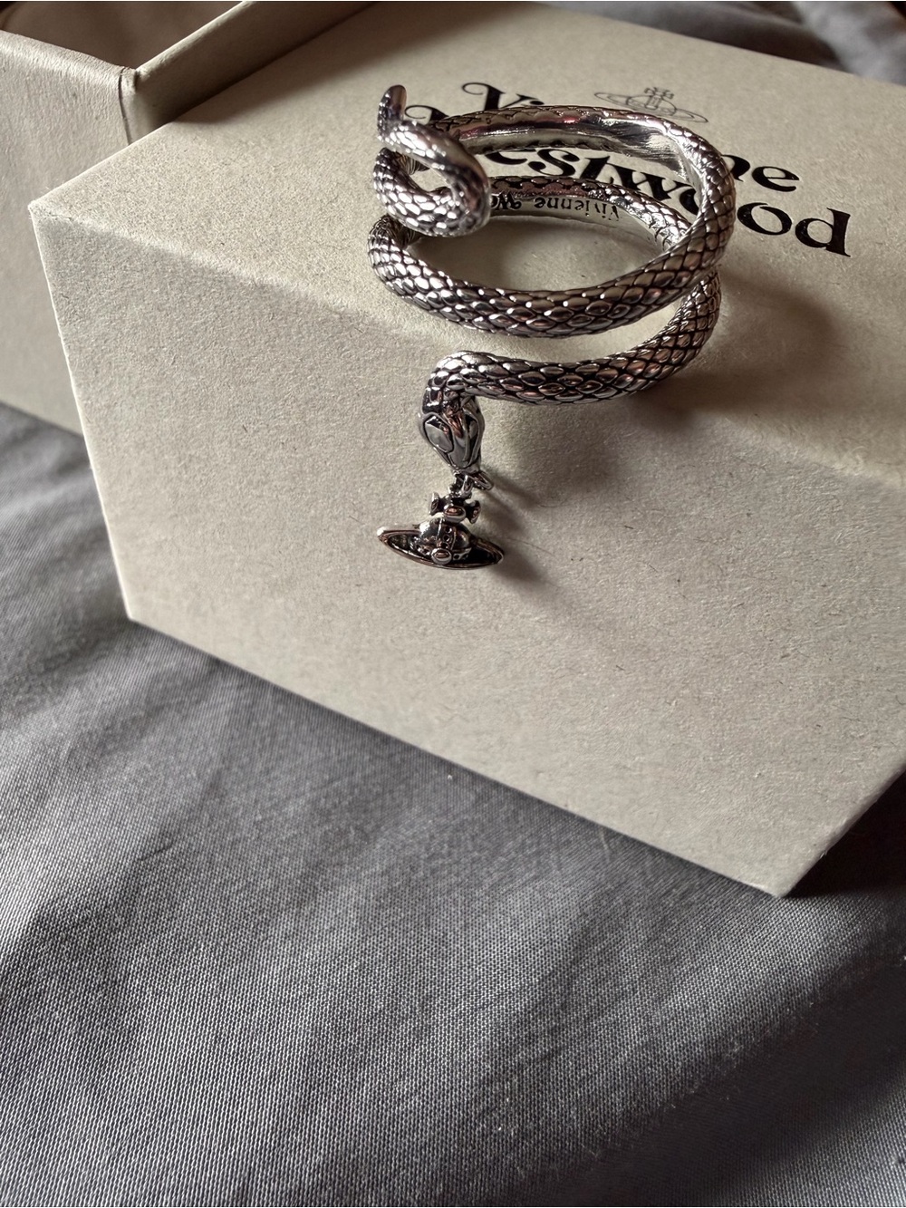 Vivienne Westwood Albane Ring 8